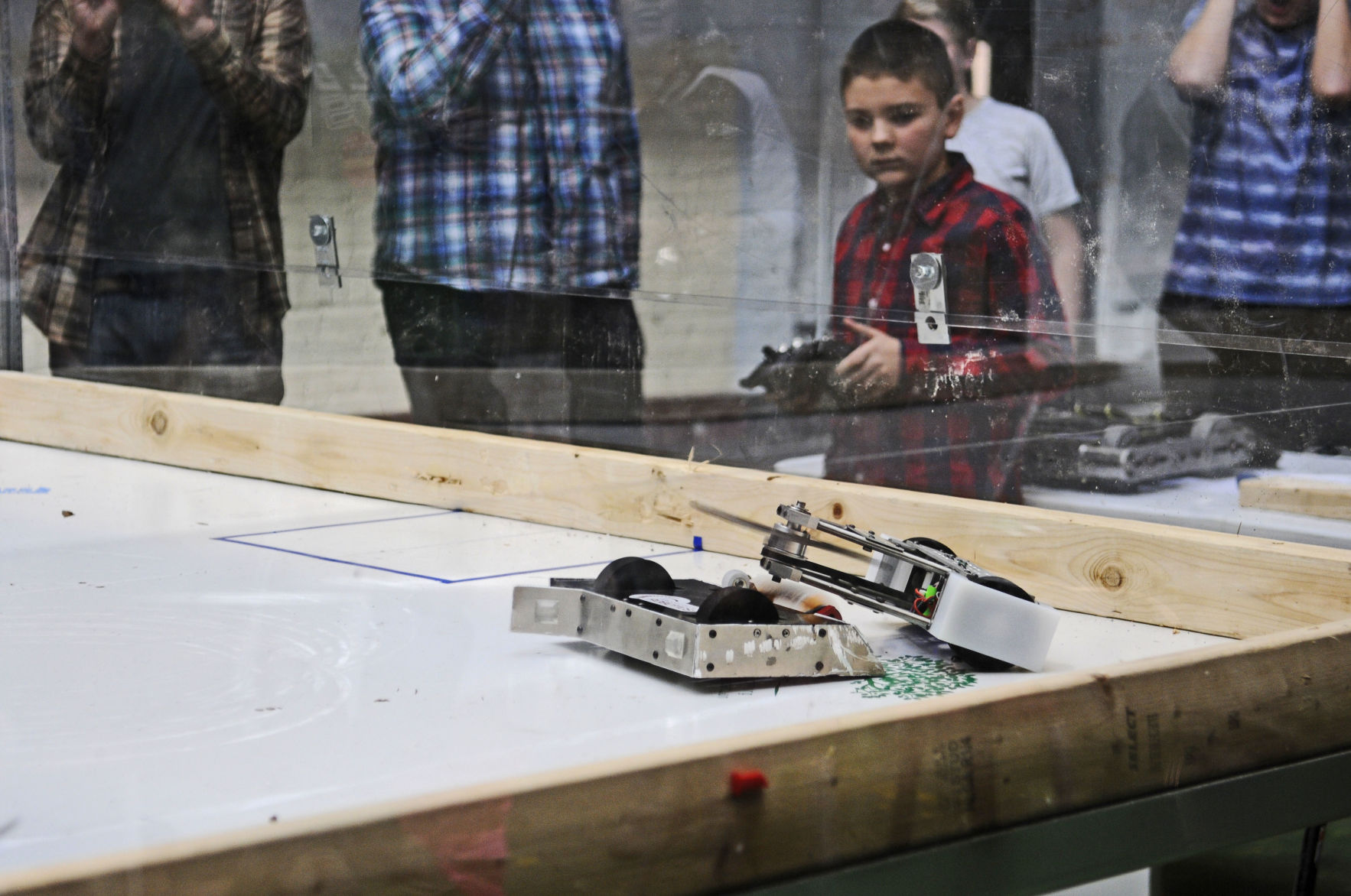 LNA 11052018 robots11